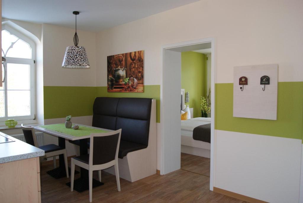 Deluxe Apartments der Alten Apotheke Prerow Zimmer foto