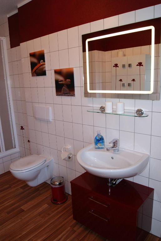 Deluxe Apartments der Alten Apotheke Prerow Zimmer foto